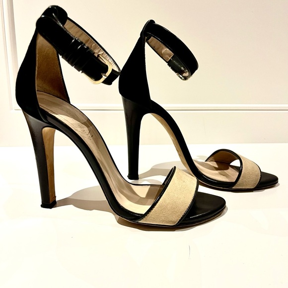 Stunning Italian leather and suede Club Monaco heels - size 6 - Picture 1 of 5